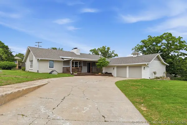 701 Oak Ridge Drive, Sand Springs, OK 74063