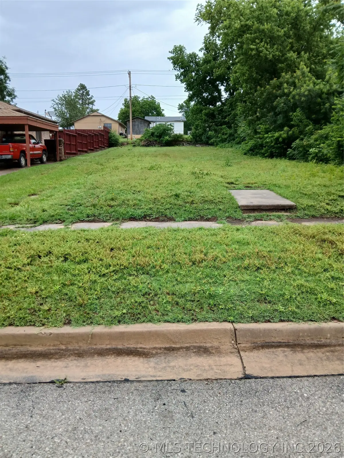 517 W 7th Avenue, Bristow, OK 74010 - #1