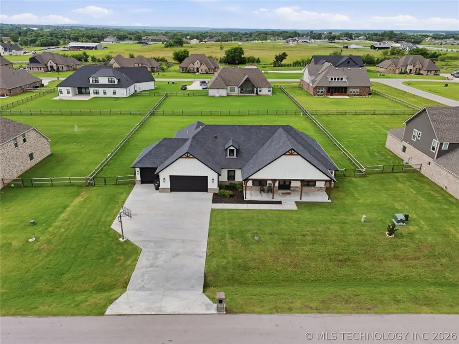 106 W 167th Street S, Glenpool, OK 74033 - #2