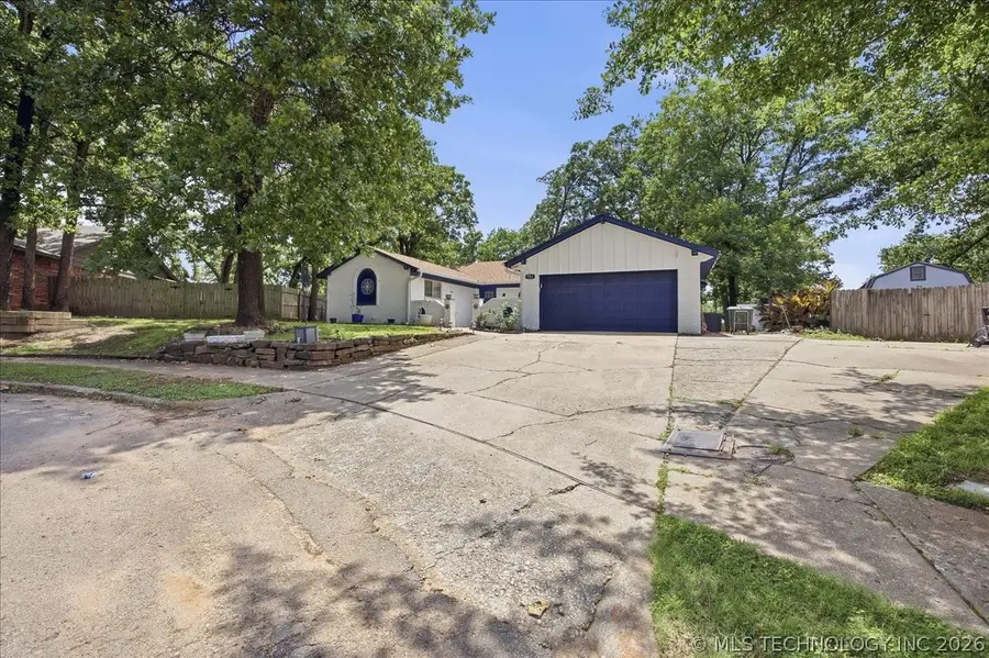 334 Spruce Court, Sand Springs, OK 74063 - #3