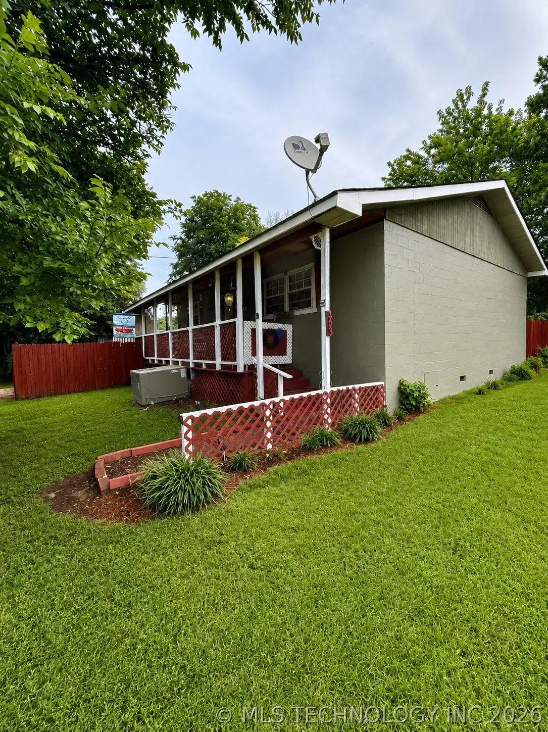 305 Highland, Wister, OK 74966 - #1