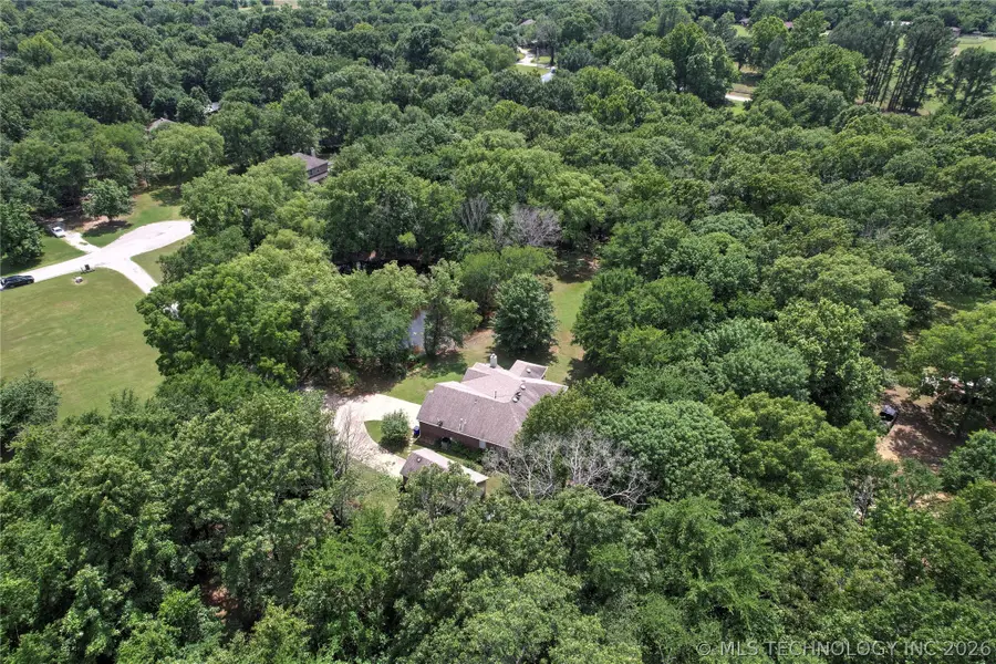 27519 E 159th Street S, Coweta, OK 74429 - #2