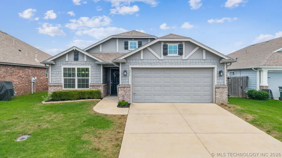 12213 N 131st Avenue E, Owasso, OK 74021 - #2