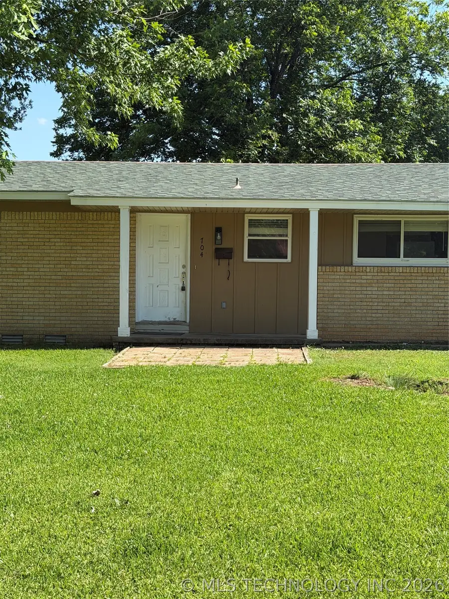 704 W Blair, Wilburton, OK 74578 - #3