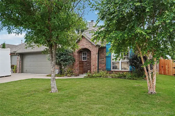 7917 S Dogwood Avenue, Broken Arrow, OK 74011