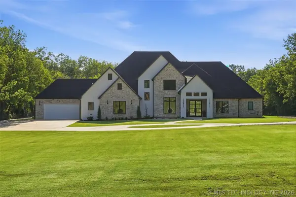 9701 N Memorial Drive, Owasso, OK 74055