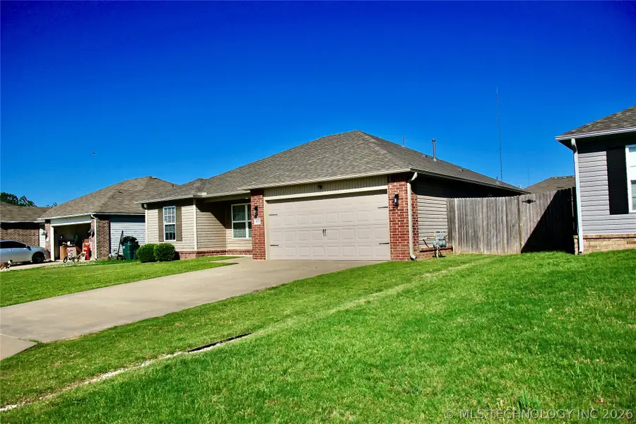 9175 S 253rd East Avenue, Broken Arrow, OK 74014 - #2