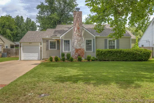 3011 S Boston Court, Tulsa, OK 74114
