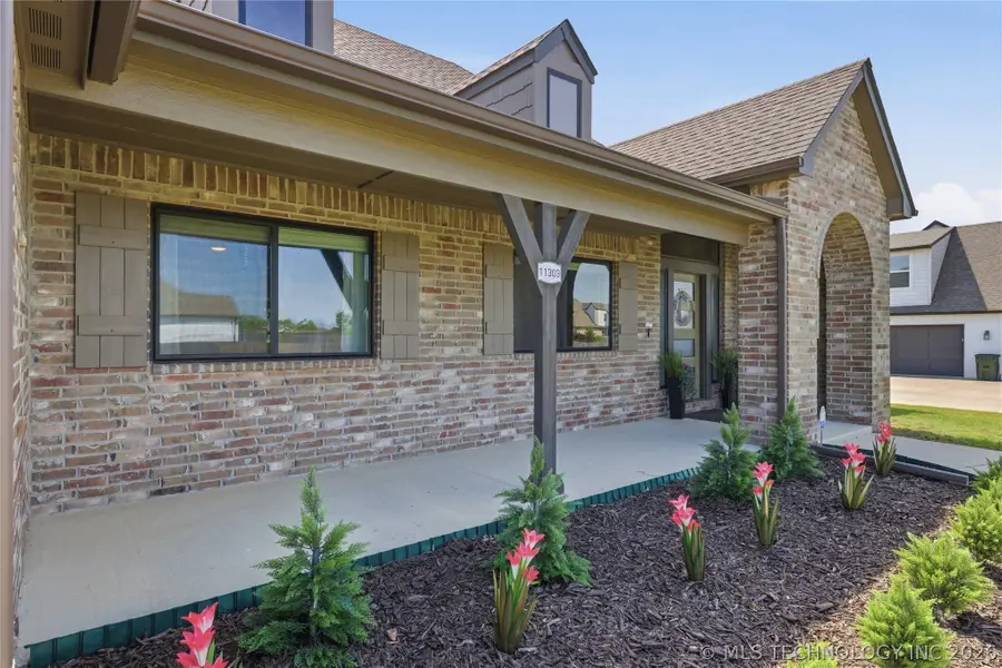 11303 S 211th East Avenue, Broken Arrow, OK 74014 - #2