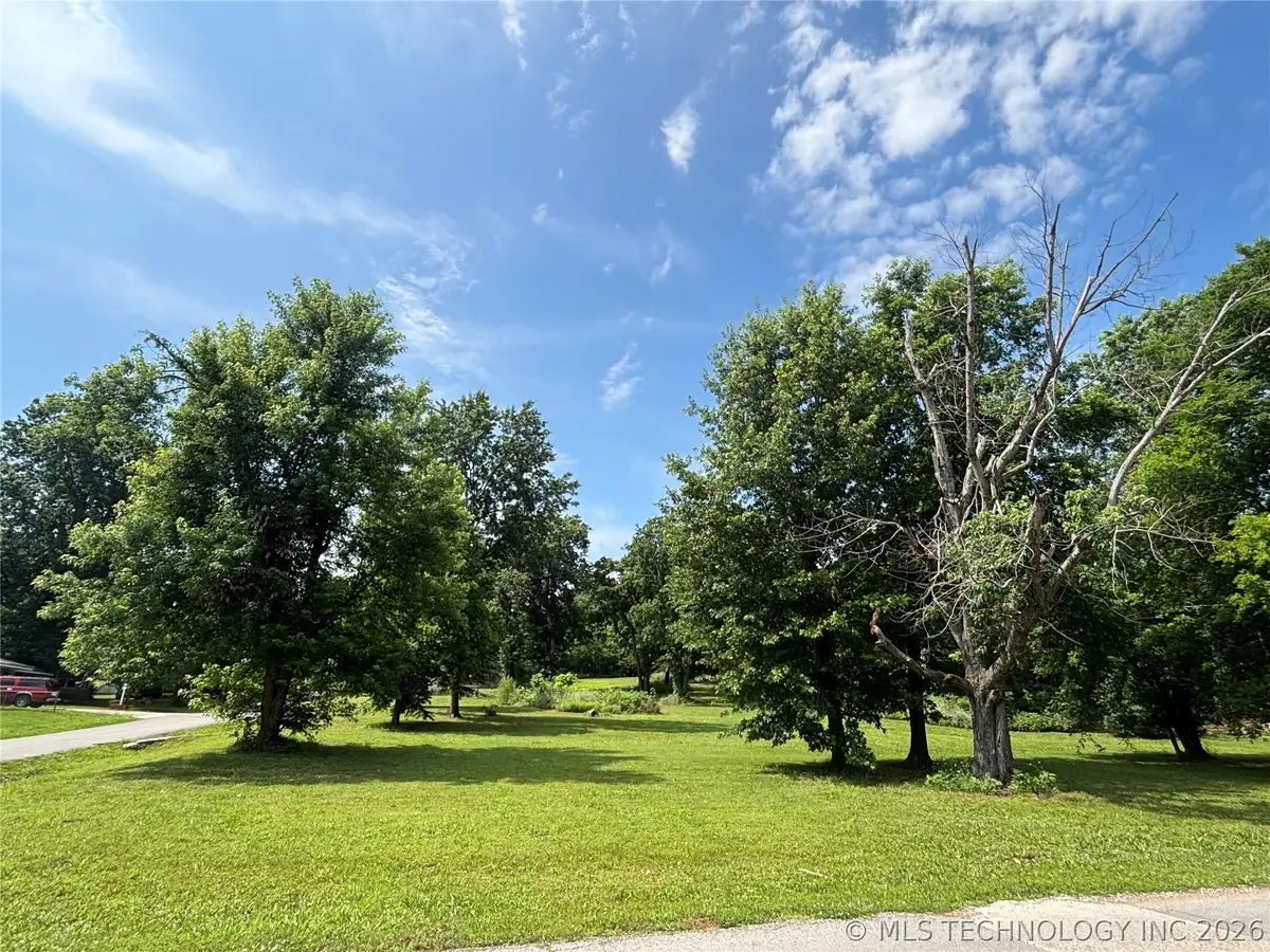 316 S 6th Street, Eufaula, OK 74432 - #1