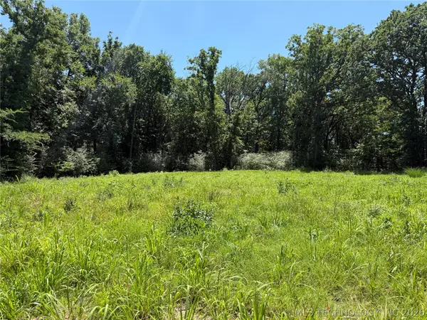 Lakeshore Drive, Okmulgee, OK 74447