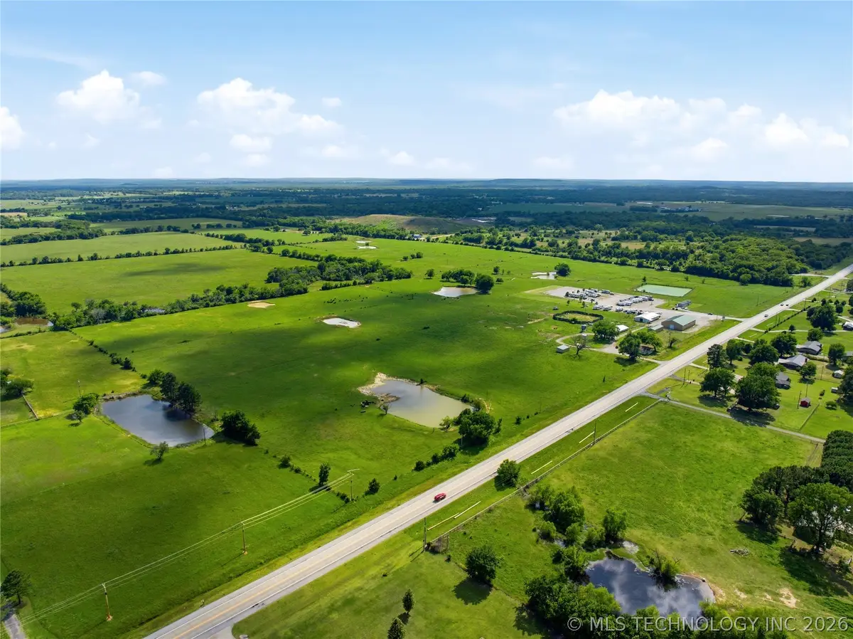22 W 62 Highway, Morris, OK 74445 - #1