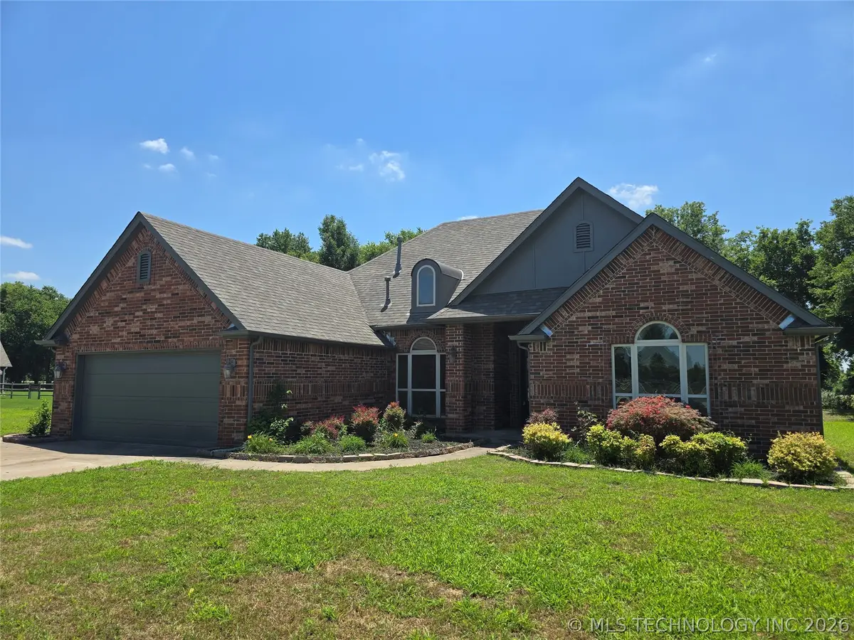 5108 E Hickory Meadow Drive, Claremore, OK 74019 - #1