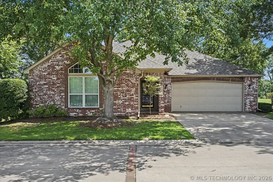 412 N Forest Ridge Boulevard, Broken Arrow, OK 74014 - #2