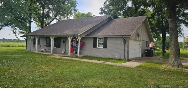 37967 E 221st Street, Porter, OK 74454