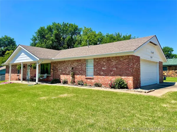 349 Cara Lee Lane, Bartlesville, OK 74006