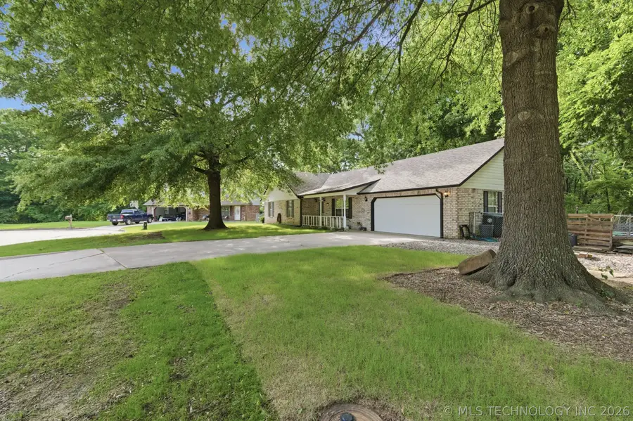 2529 S 28th Place E, Muskogee, OK 74401 - #2