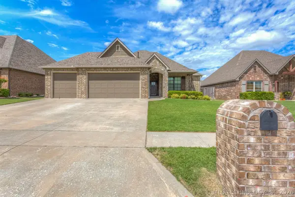 8110 N 77 East Avenue, Owasso, OK 74055