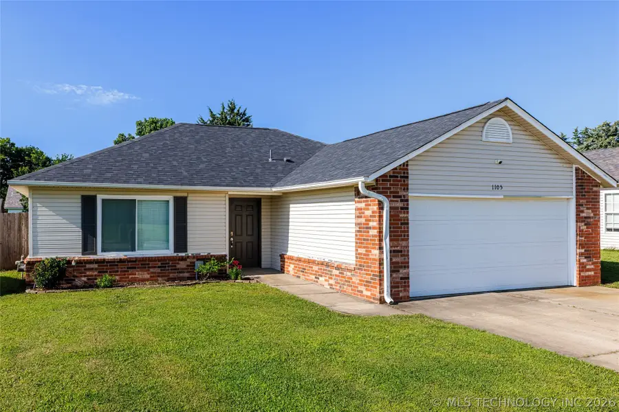 1105 W 22nd Street, Claremore, OK 74017 - #3