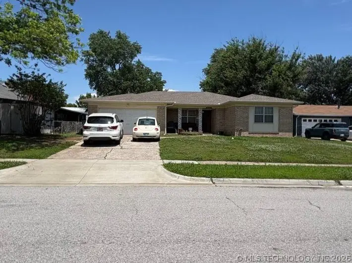 303 E 17th Street, Owasso, OK 74055 - #1