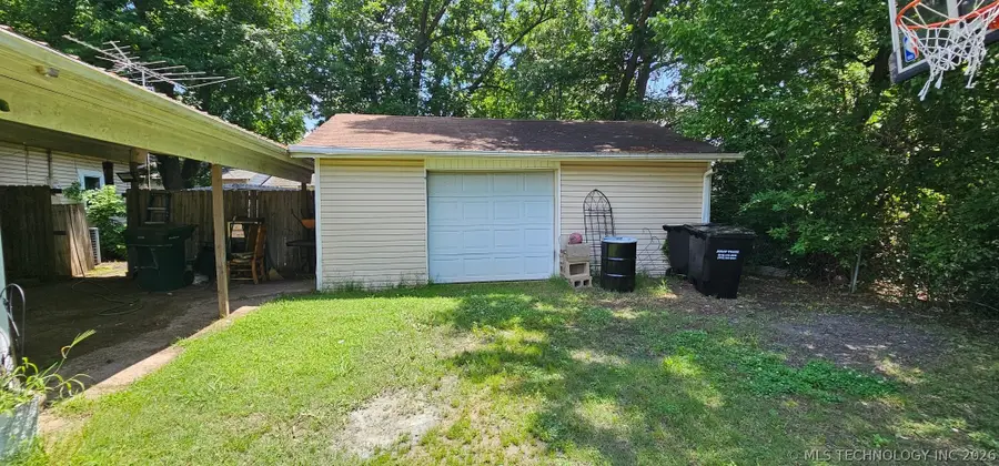 218 W Chickasaw Ave, Sallisaw, OK 74955 - #3