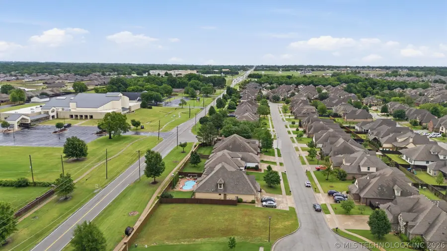 4208 W Orlando Street, Broken Arrow, OK 74011 - #3