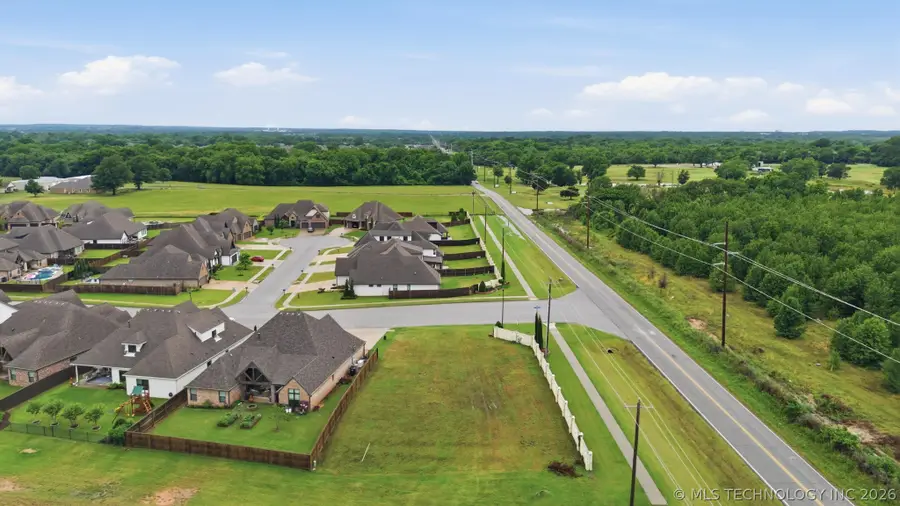 6501 S Joshua Avenue, Broken Arrow, OK 74011 - #2