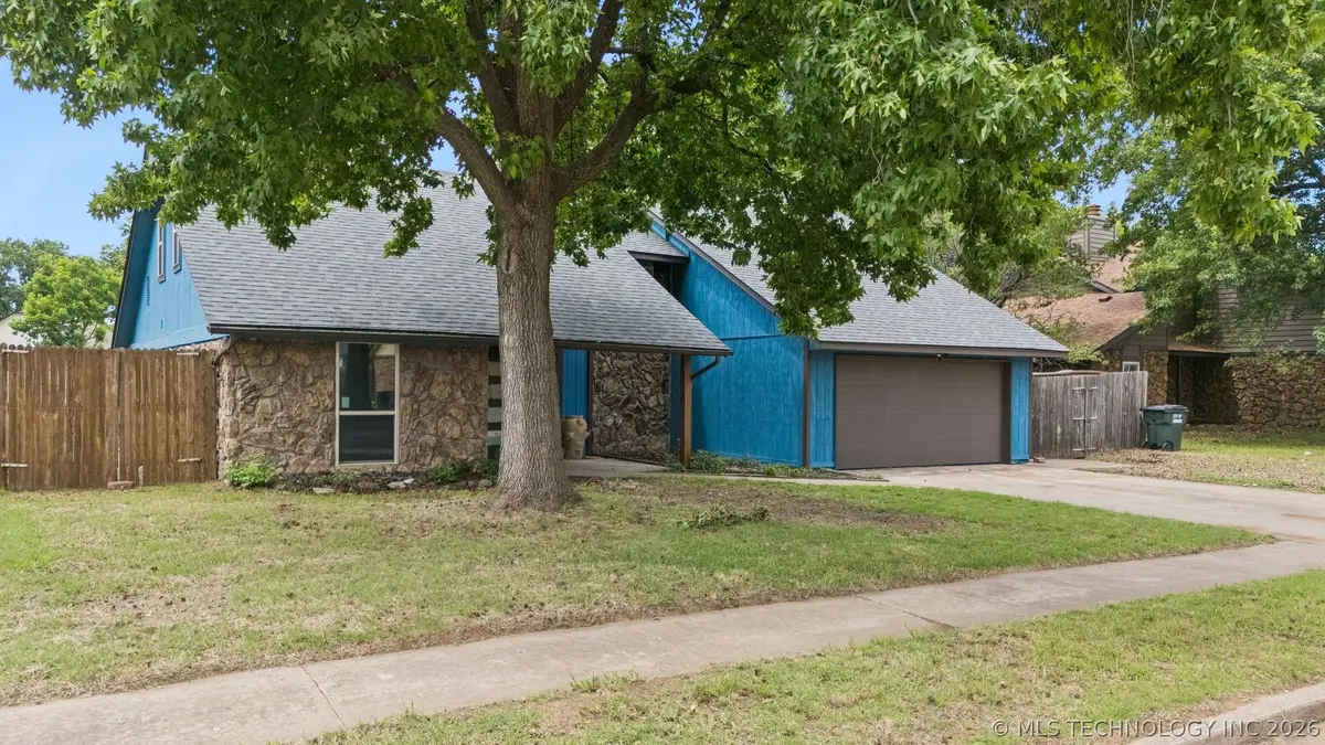 2008 N Main Street, Owasso, OK 74055 - #1