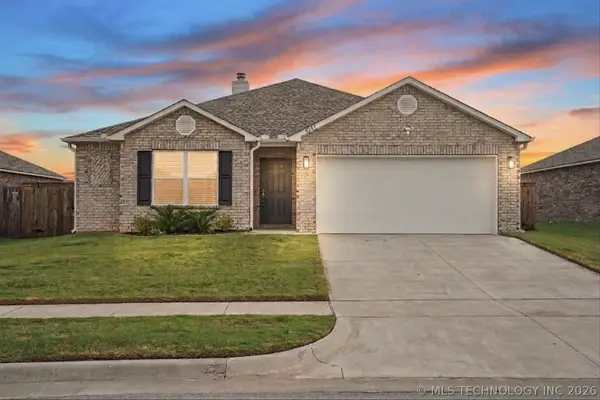8517 E 163rd Street S, Bixby, OK 74008