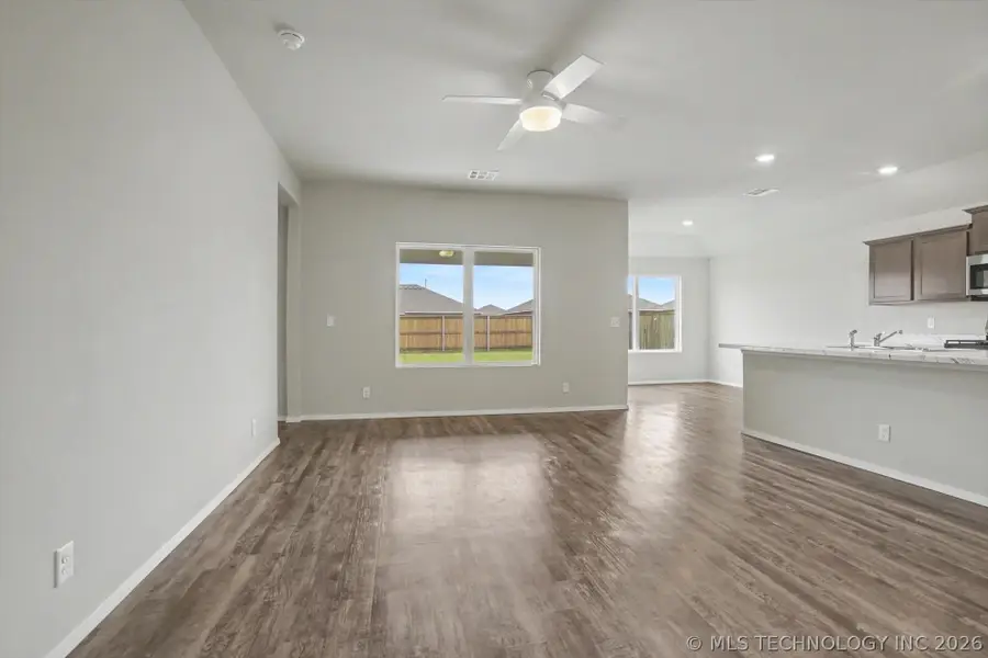 8517 E 163rd Street S, Bixby, OK 74008 - #3