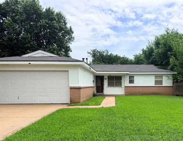 5027 N Utica Place, Tulsa, OK 74130