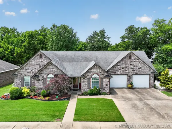 204 Gist Drive, Pryor, OK 74361