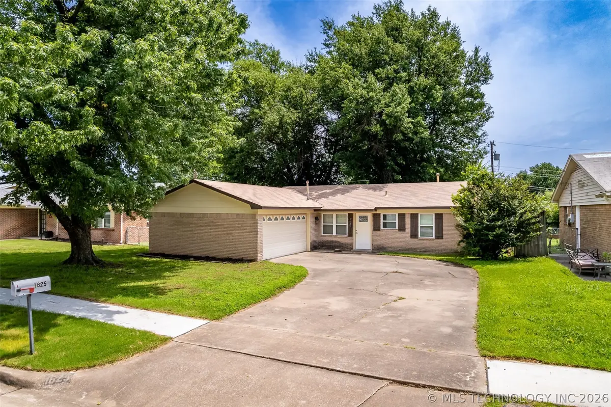 1625 S 2nd Street, Broken Arrow, OK 74012 - #1