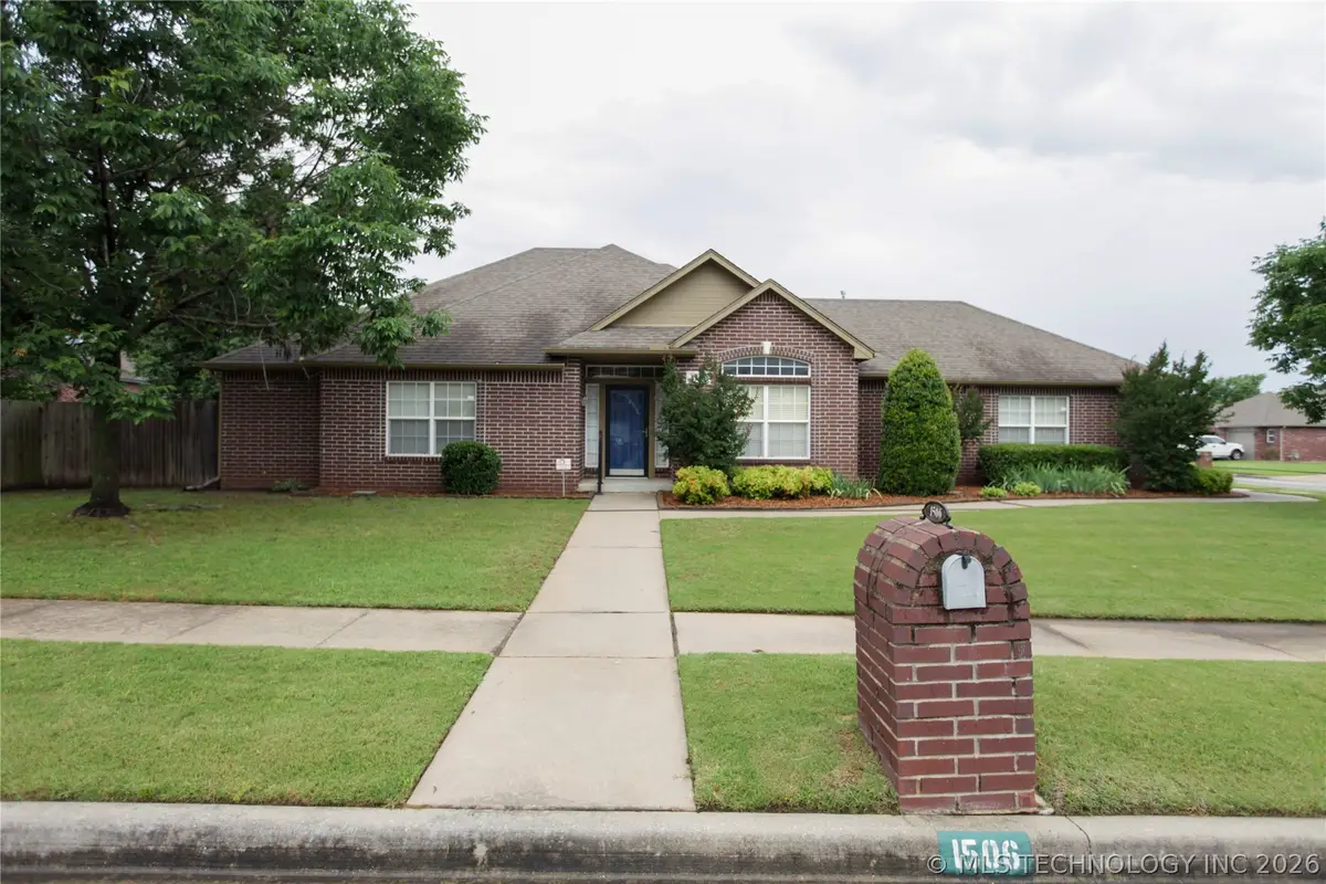 1506 N 19 Place, Broken Arrow, OK 74012 - #1