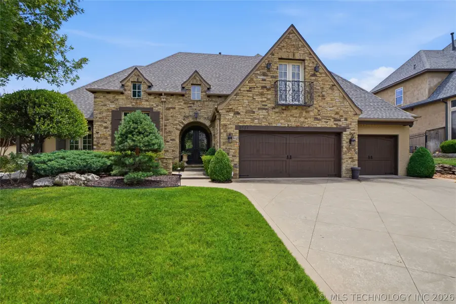5621 W Charleston Street, Broken Arrow, OK 74011 - #2