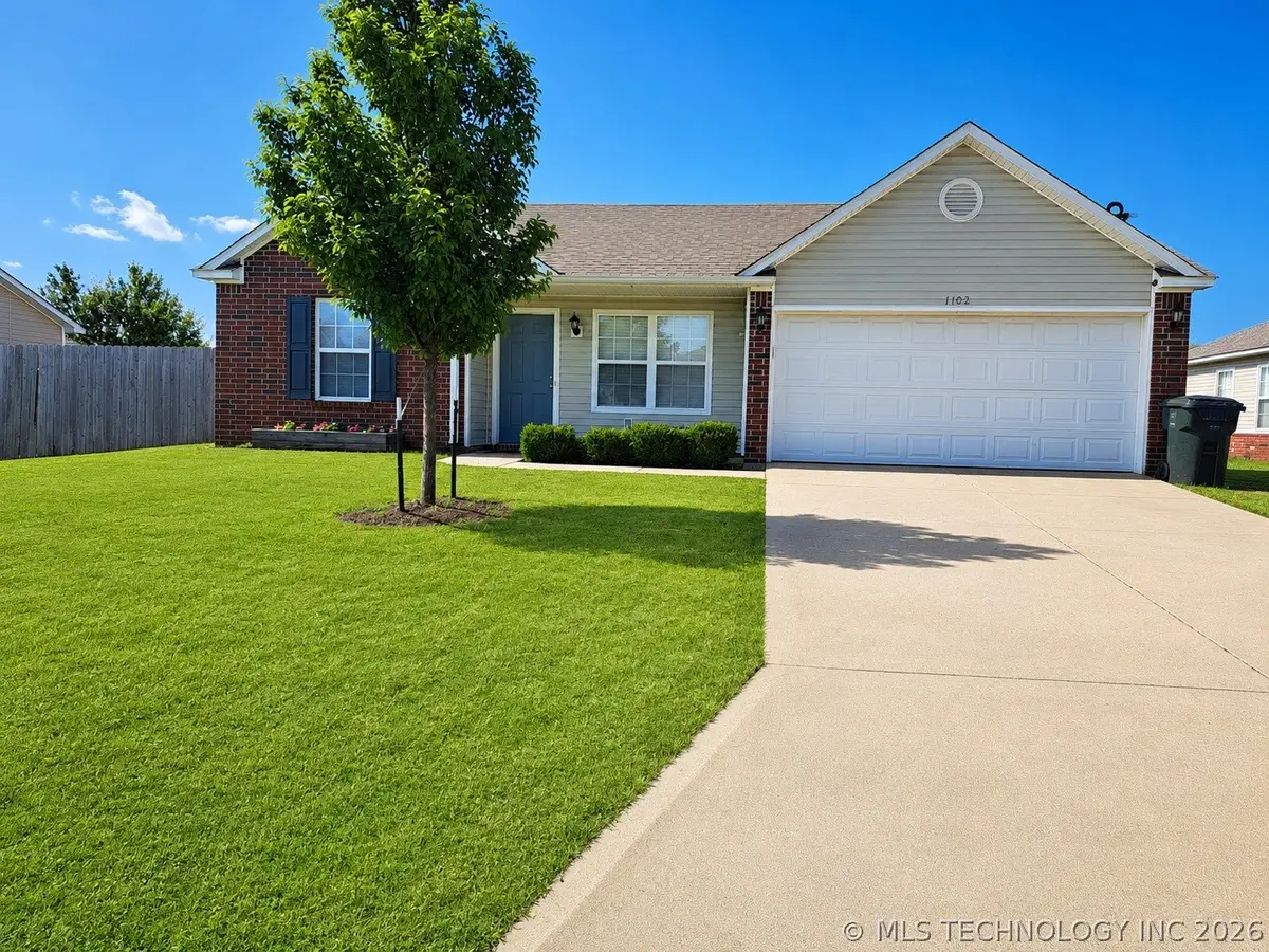 1109 W 24th Street N, Claremore, OK 74017 - #1