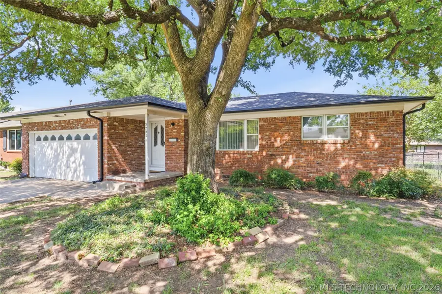 2731 S Hudson Avenue, Tulsa, OK 74114 - #3