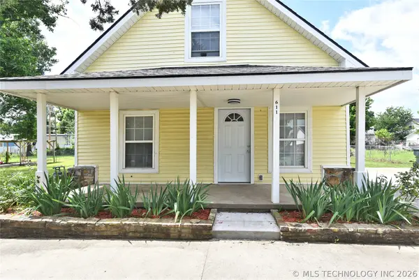 611 E 4th Street, Claremore, OK 74017