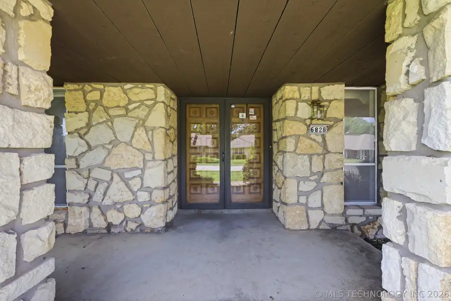 6828 E 47th Street, Tulsa, OK 74145 - #3