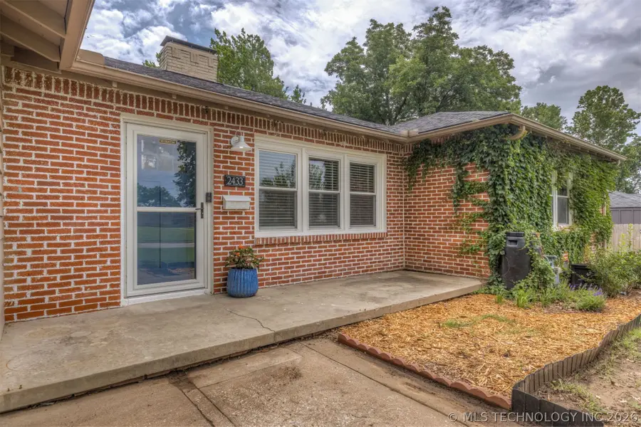 2433 Gary Place, Tulsa, OK 74114 - #2