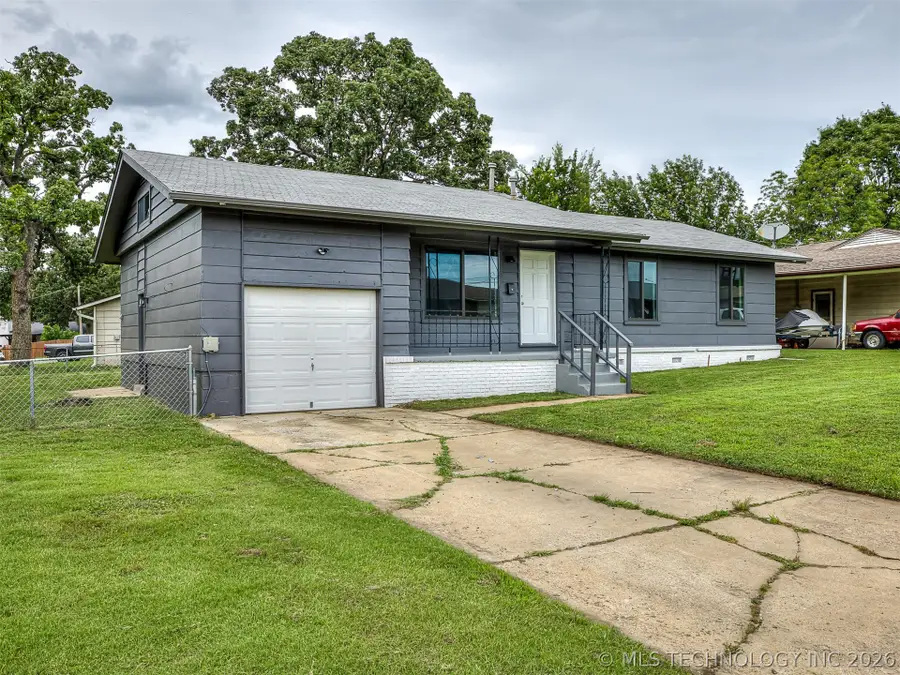 113 W 31st Place, Sand Springs, OK 74063 - #3