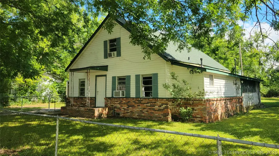 1001 W 14th, Ada, OK 74820 - #2