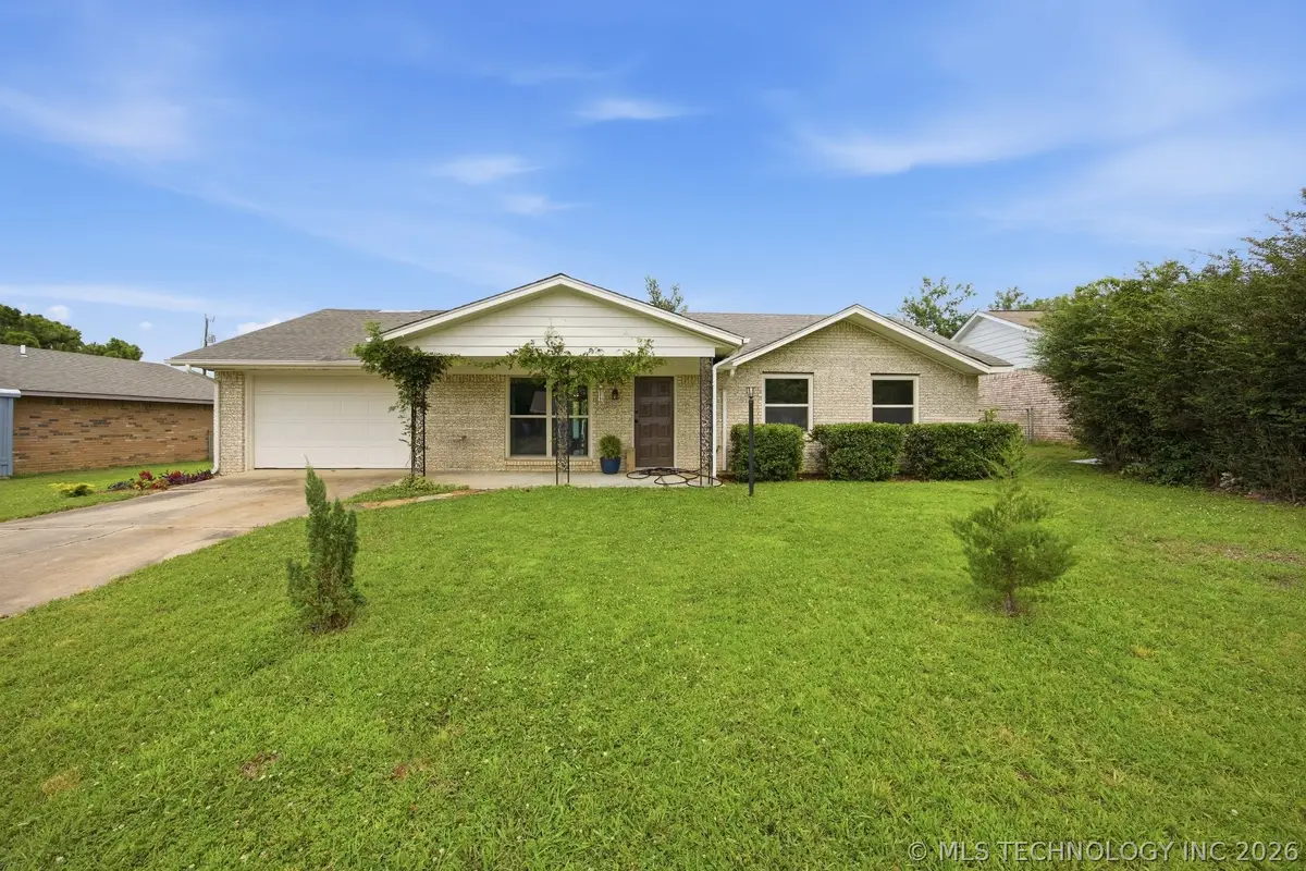 2122 N 11th, McAlester, OK 74501 - #1