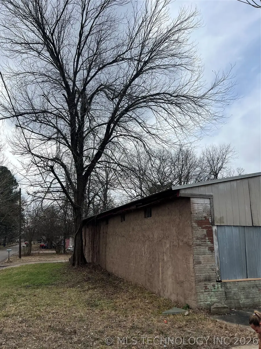 808 SE Quincy, Idabel, OK 74745 - #3