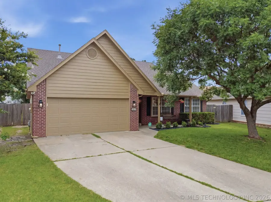 9007 E 76th Street, Tulsa, OK 74133 - #2
