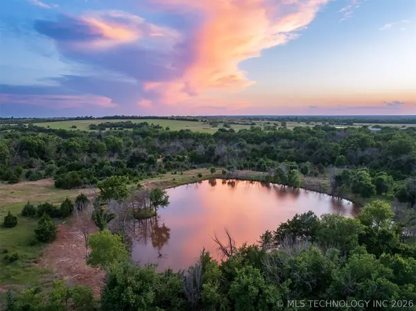 2 E Lone Chimney Road, Glencoe, OK 74032