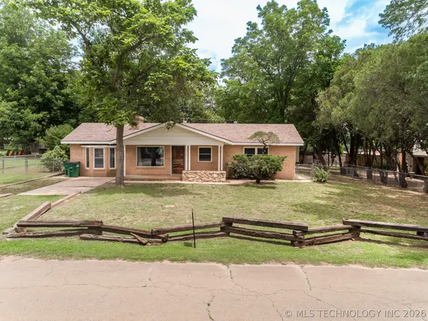 314 SW 3rd, Perkins, OK 74059