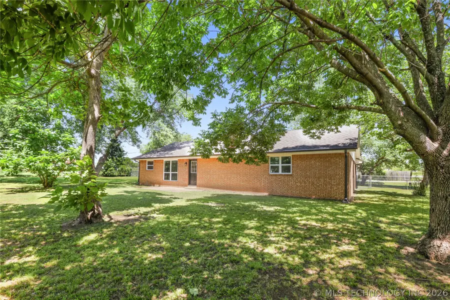 485 S Maple Street, Oologah, OK 74053 - #3