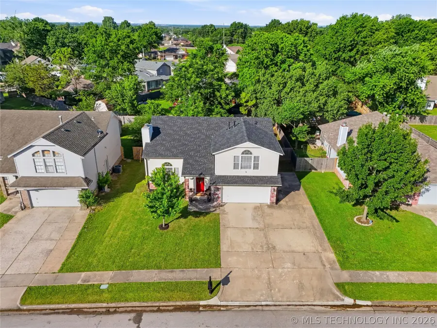 8906 N 124th East Avenue, Owasso, OK 74055 - #2