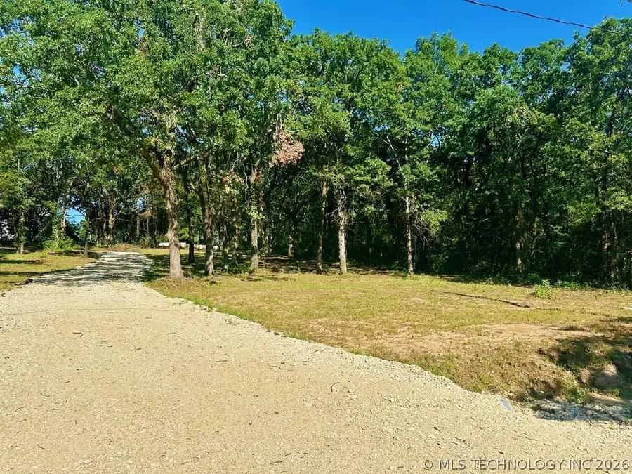 2142 Edge Road, Kingston, OK 73439 - #2